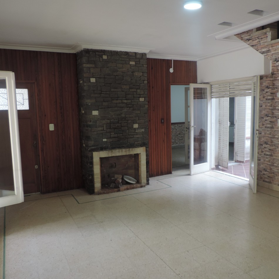 CASA EN MICROCENTRO