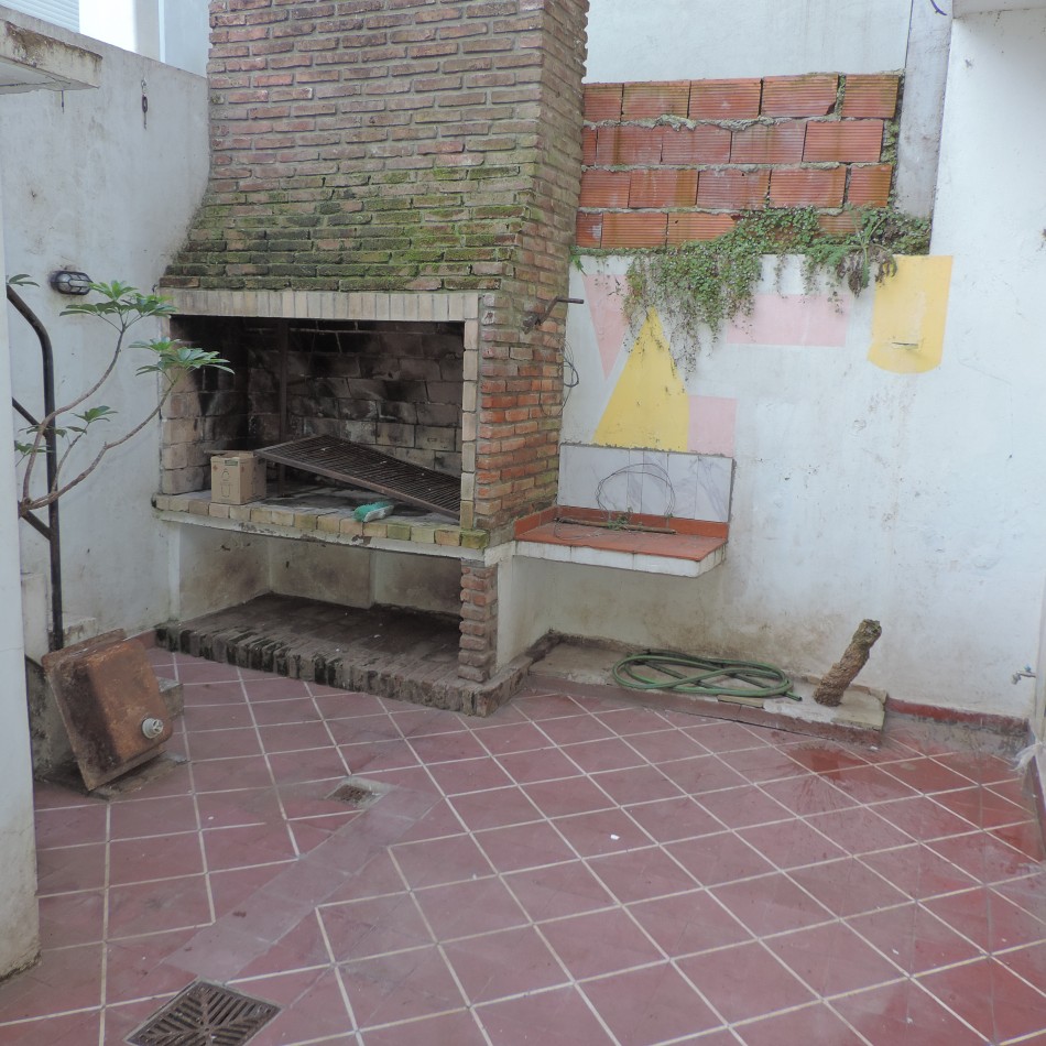 CASA EN MICROCENTRO