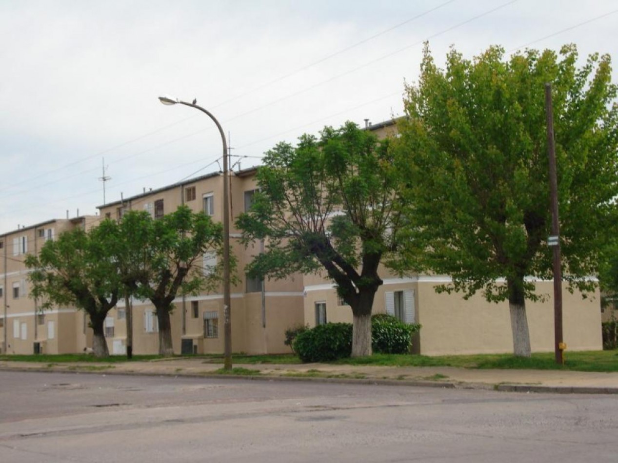 DEPTO EN BARRIO JARDIN