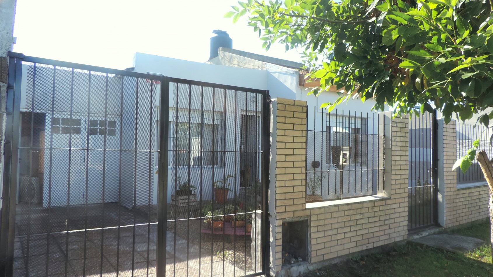 CASA EN BARRIO MARTIN FIERRO