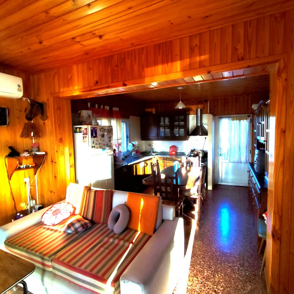CASA EN SIERRAS BAYAS
