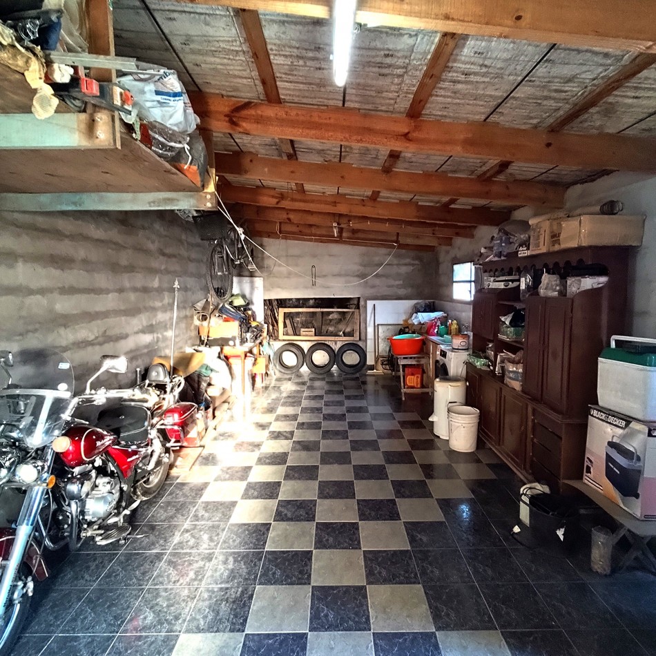 CASA EN SIERRAS BAYAS