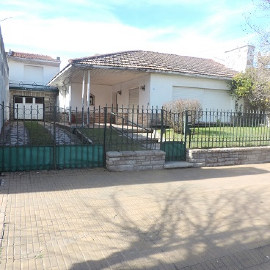 CHALET EN MICROCENTRO