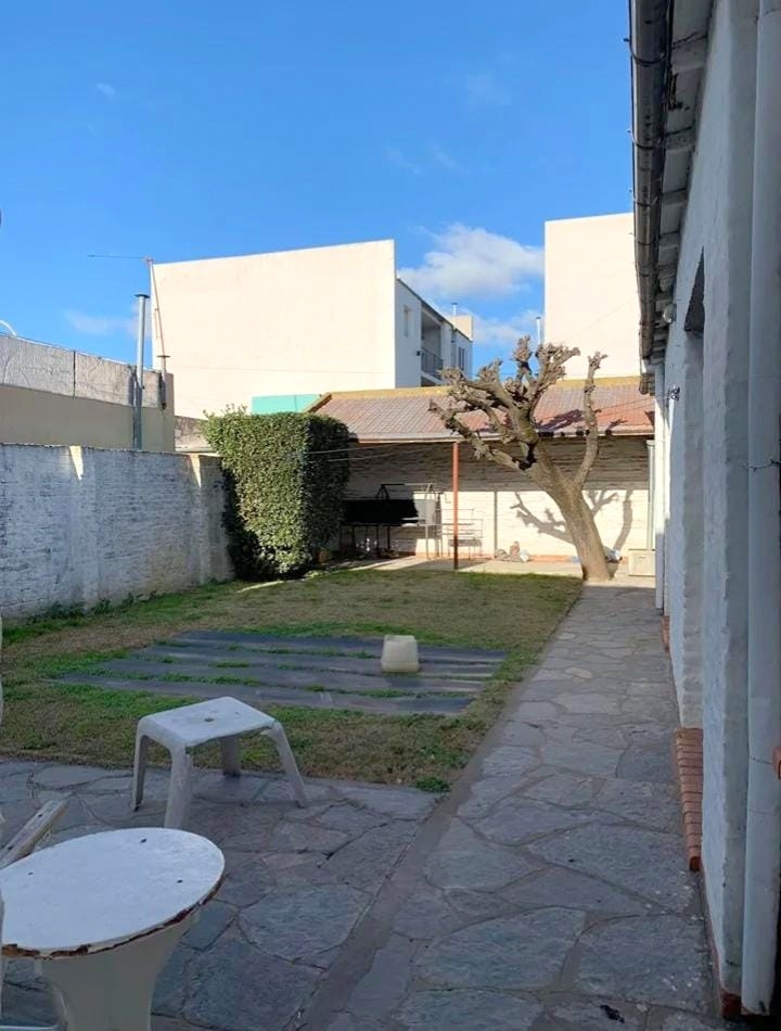 CHALET EN PUEBLO NUEVO