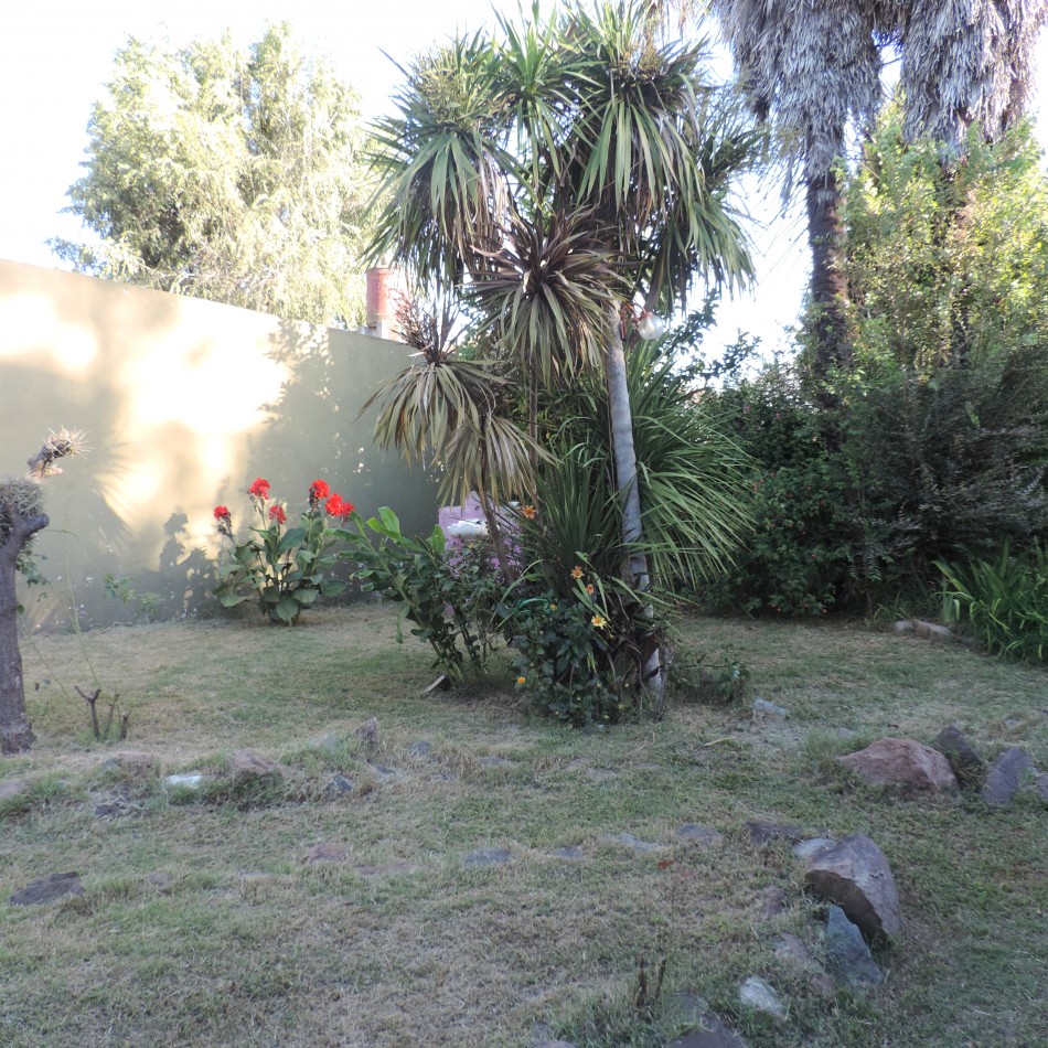 CHALET FRENTE A PARQUE NORTE