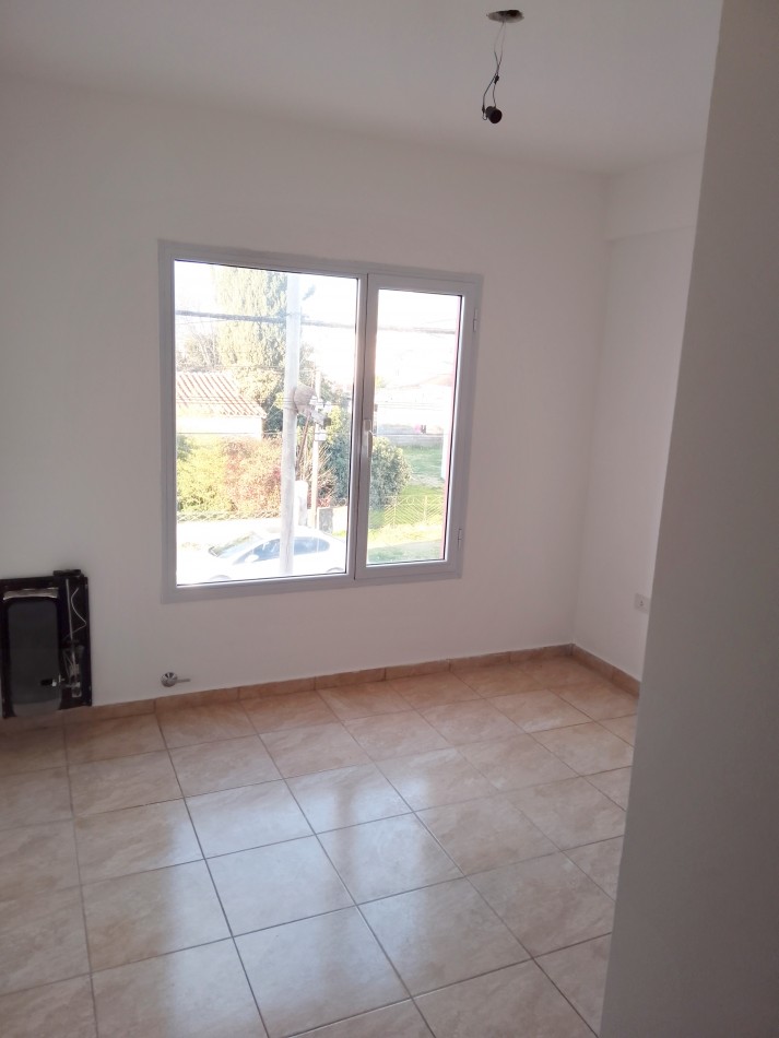 DEPTO 1 DORMITORIO CON COCHERA