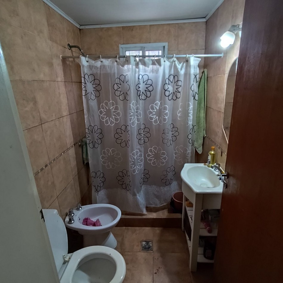 CASA + DEPARTAMENTO