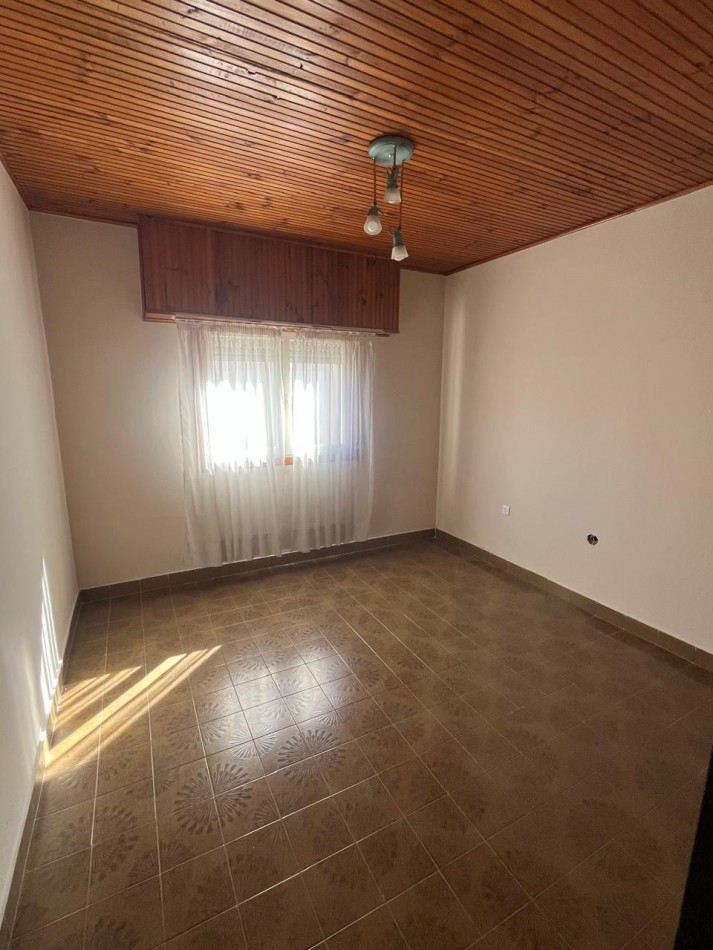 CASA EN ALQUILER