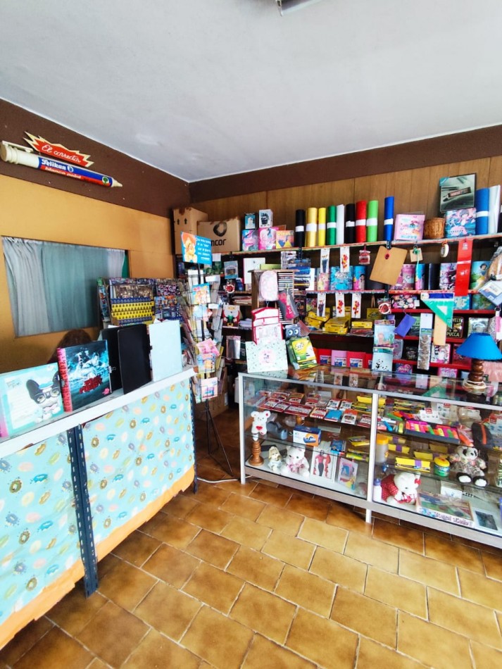 LOCAL + CASA EN PUEBLO NUEVO