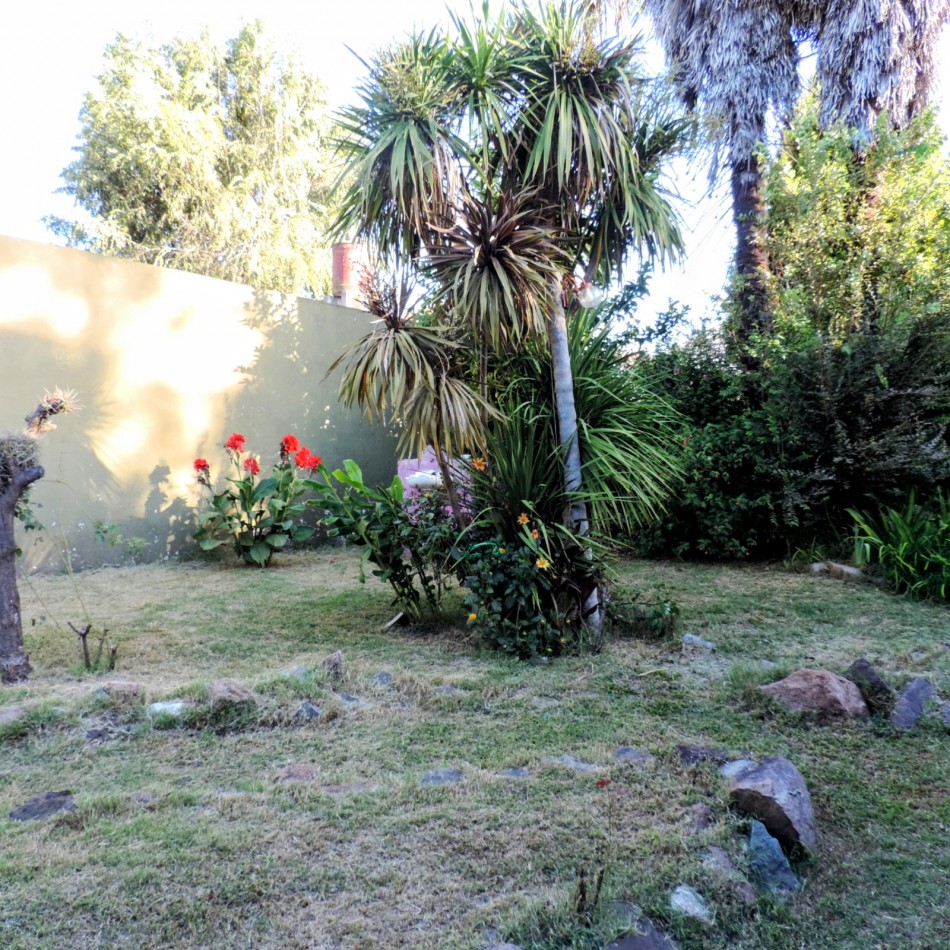 CASA FRENTE A PARQUE ESEVERRI 