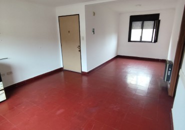 DEPTO EN BARRIO AMPARO CASTRO